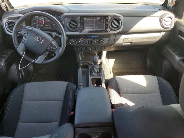 2022 TOYOTA TACOMA SR5