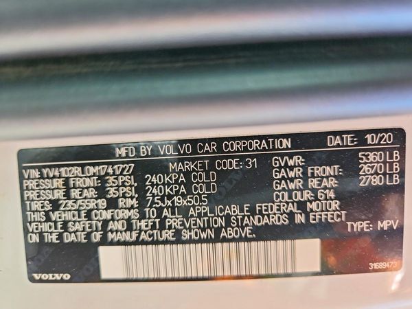 2021 VOLVO XC60 Inscription