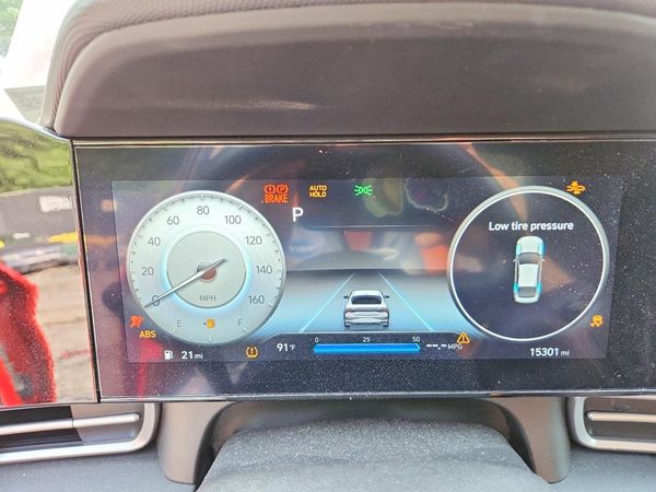 2023 HYUNDAI ELANTRA SEL w/Convenience Pkg