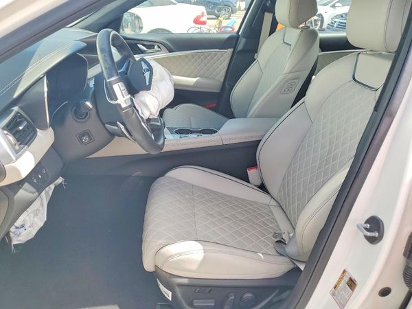 2023 GENESIS G70
