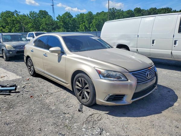2013 LEXUS LS 460