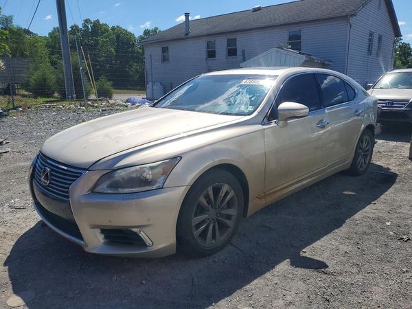 2013 LEXUS LS 460