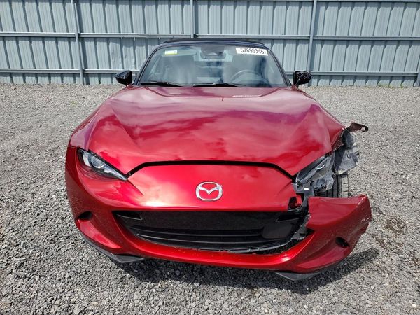 2025 MAZDA MX-5 MIATA Club