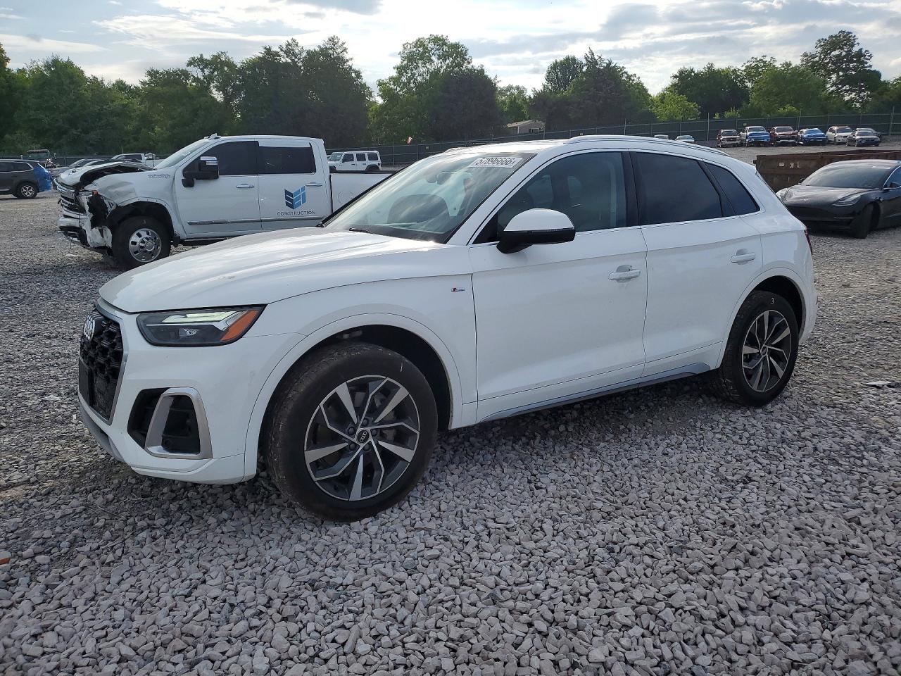 2022 AUDI Q5