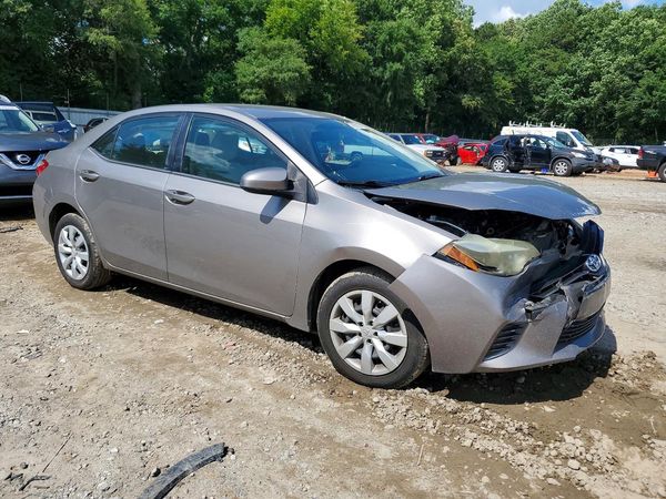 2015 TOYOTA COROLLA