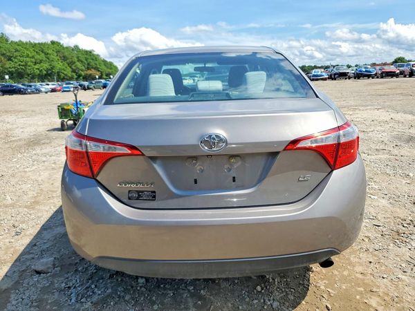 2015 TOYOTA COROLLA