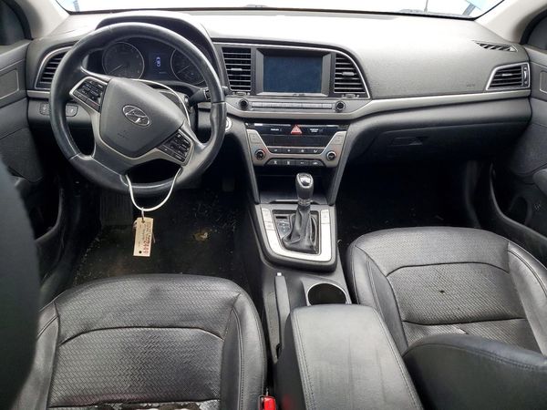 2017 HYUNDAI ELANTRA