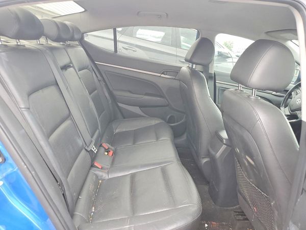 2017 HYUNDAI ELANTRA
