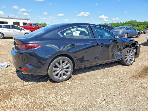 2025 MAZDA 3 Preferred Package
