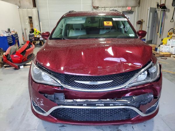 2017 CHRYSLER PACIFICA Touring L Plus