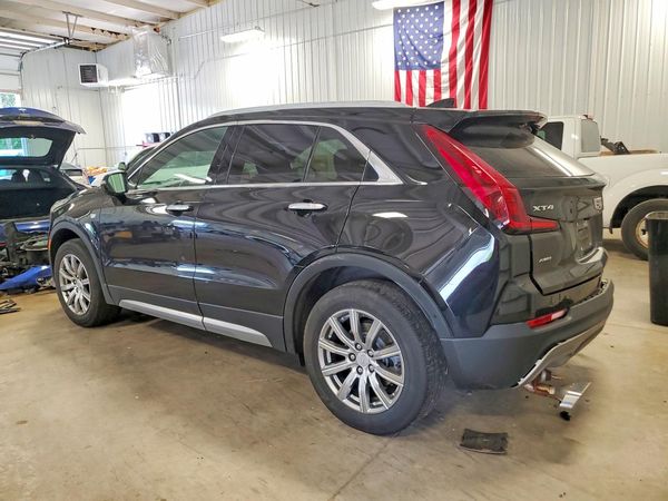 2022 CADILLAC XT4 Premium Luxury