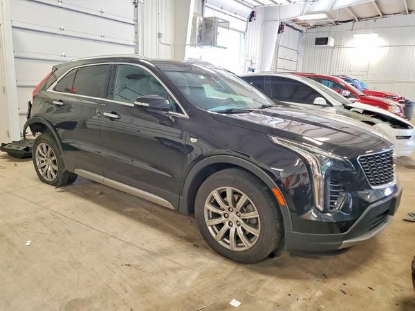 2022 CADILLAC XT4 Premium Luxury