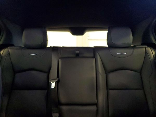 2022 CADILLAC XT4 Premium Luxury
