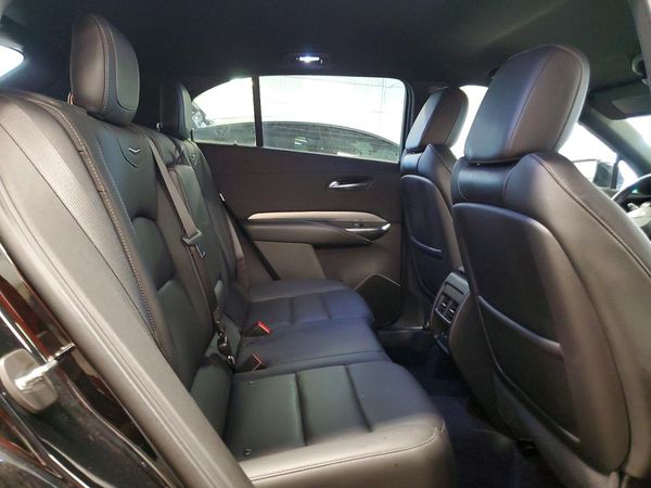 2022 CADILLAC XT4 Premium Luxury