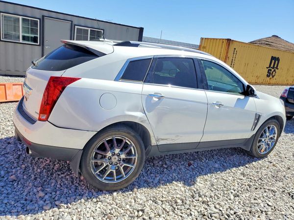 2013 CADILLAC SRX Performance