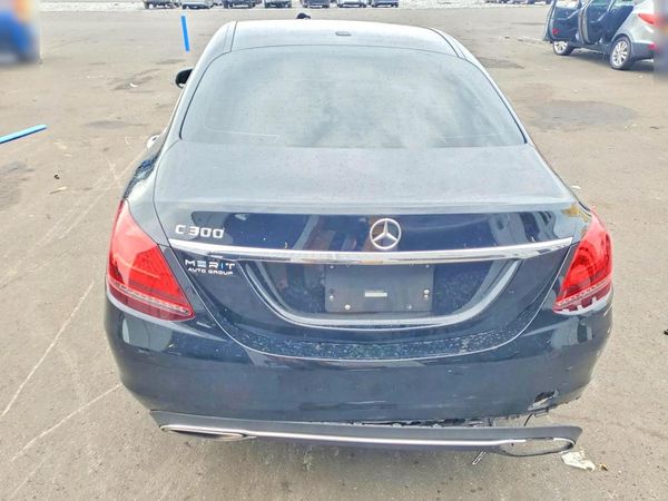 2019 MERCEDES-BENZ C C300