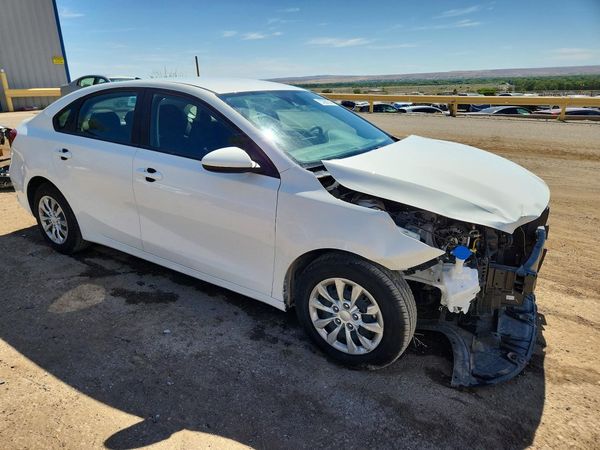 2022 KIA FORTE