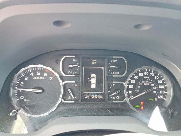2018 TOYOTA TUNDRA