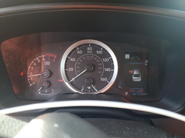 2020 TOYOTA COROLLA