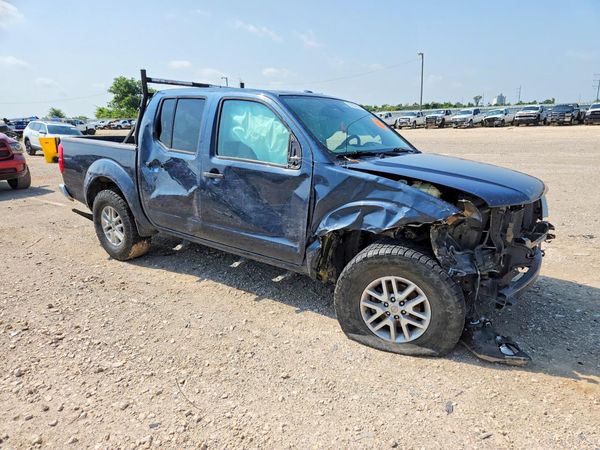 2018 NISSAN FRONTIER