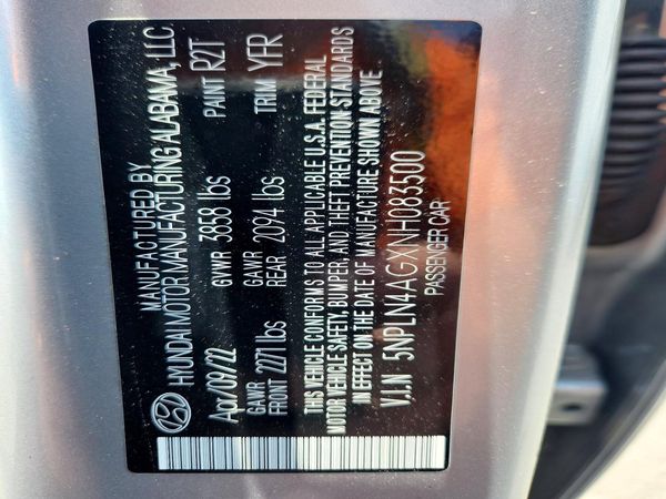 2022 HYUNDAI ELANTRA SEL w/Premium Pkg
