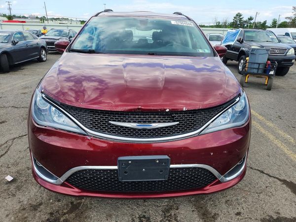 2017 CHRYSLER PACIFICA Touring L Plus