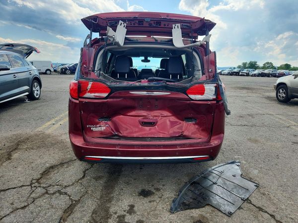 2017 CHRYSLER PACIFICA Touring L Plus