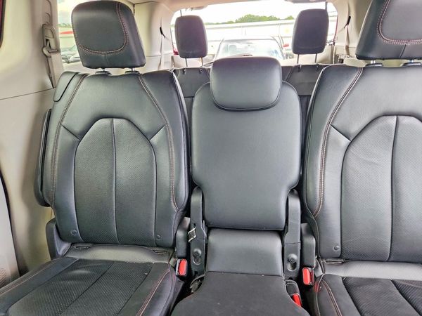 2017 CHRYSLER PACIFICA Touring L Plus