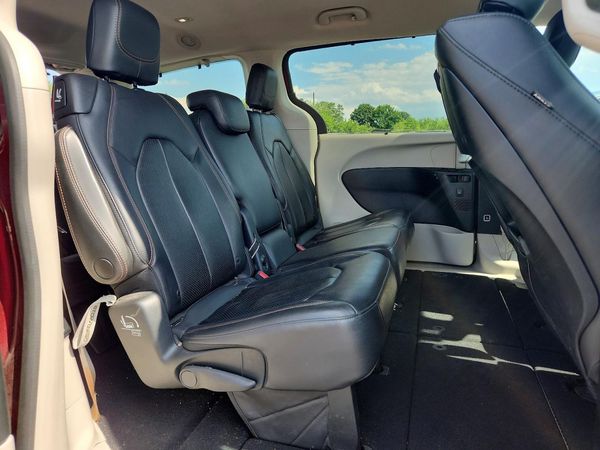 2017 CHRYSLER PACIFICA Touring L Plus