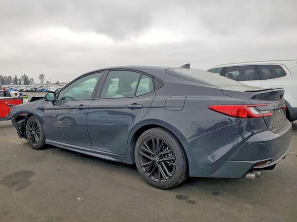 2025 TOYOTA CAMRY