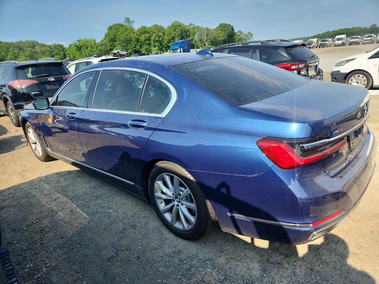 2022 BMW 740 xDrive