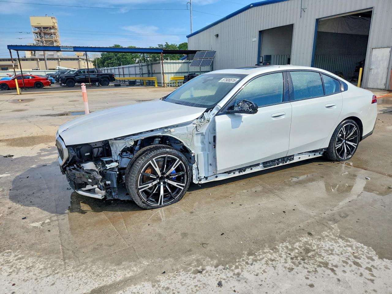 2025 BMW 530