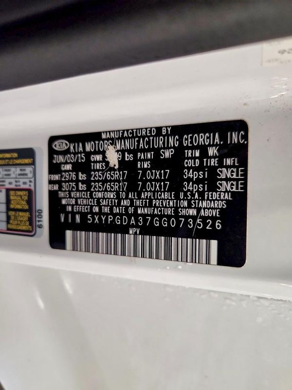 2016 KIA SORENTO L / LX
