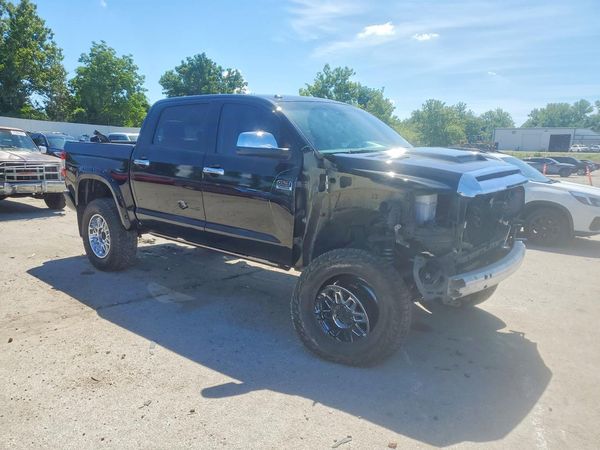 2018 TOYOTA TUNDRA Platinum/1794