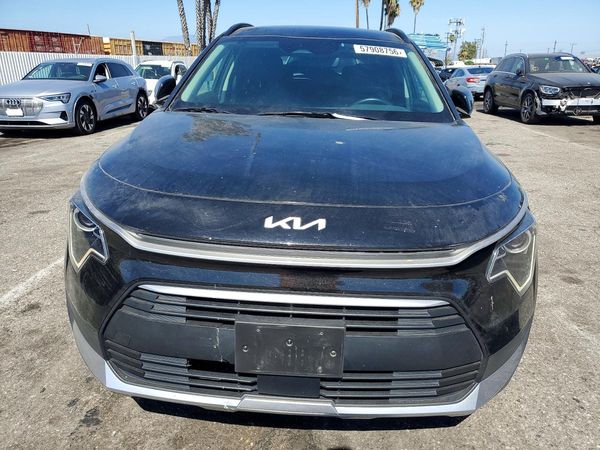 2023 KIA NIRO EX