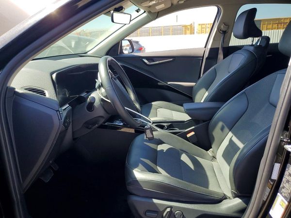 2023 KIA NIRO EX