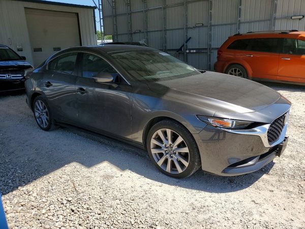 2021 MAZDA 3