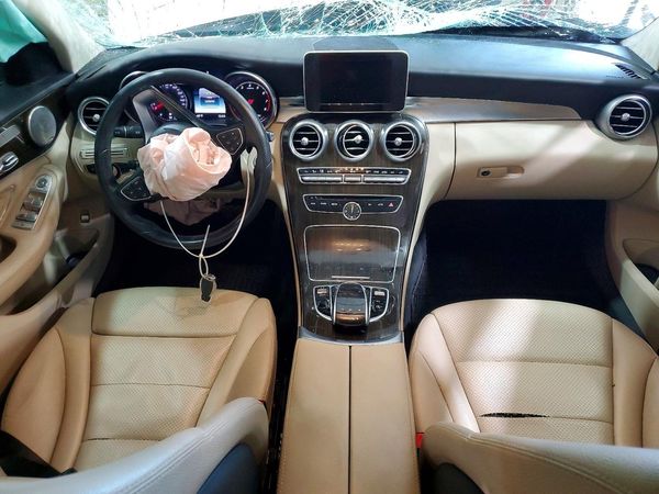 2015 MERCEDES-BENZ C 4-MATIC