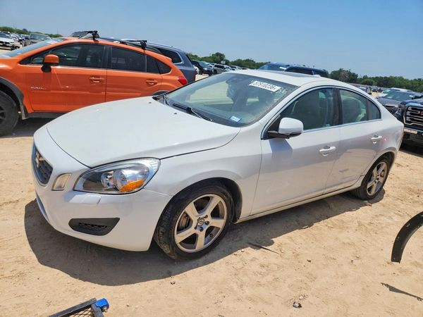 2012 VOLVO S60
