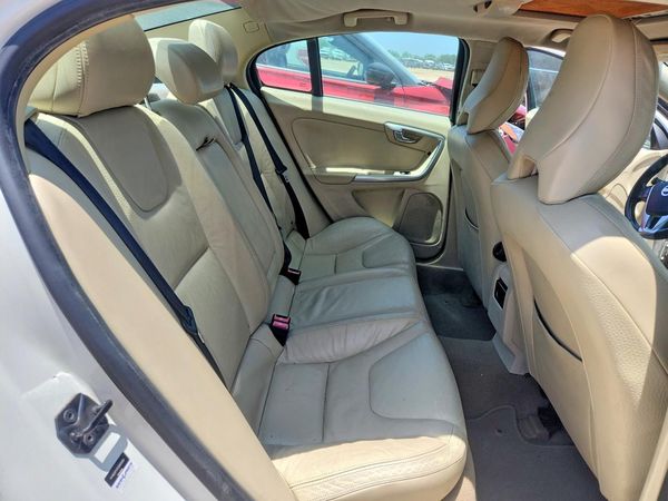 2012 VOLVO S60