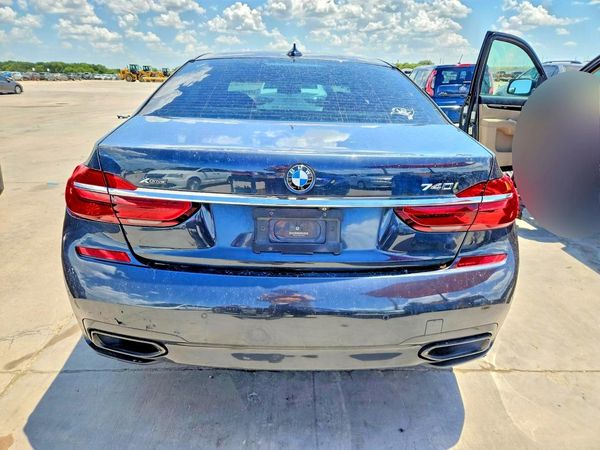 2017 BMW 740 xDrive