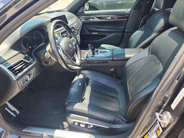 2017 BMW 740 xDrive
