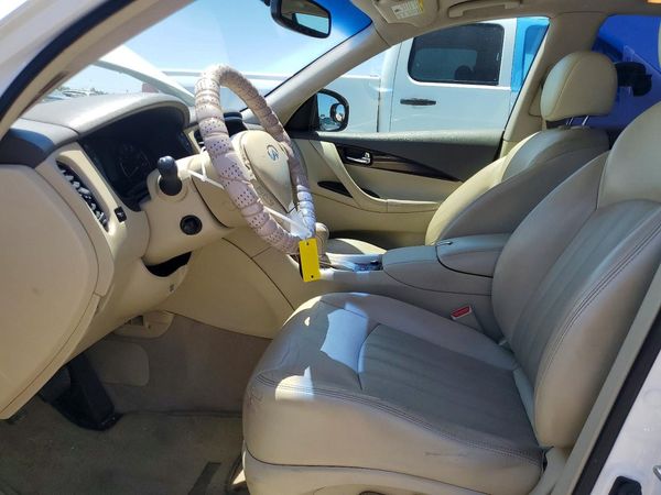 2015 INFINITI QX50