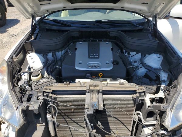 2015 INFINITI QX50
