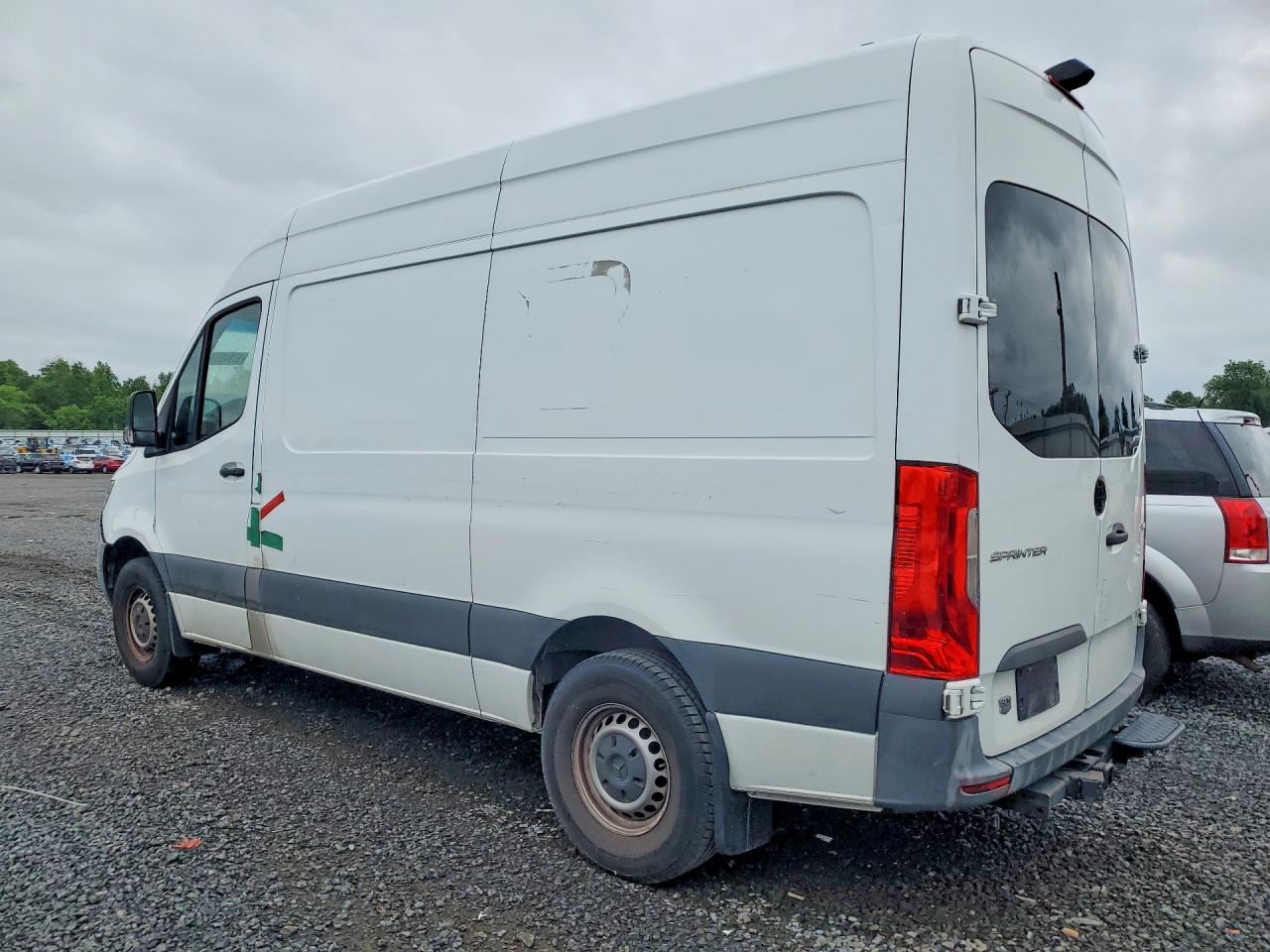 2021 MERCEDES-BENZ SPRINTER 907 (VS30)
