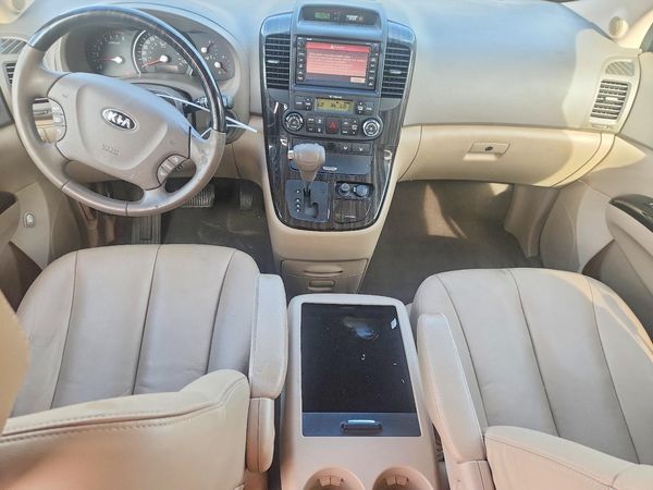 2014 KIA SEDONA GLS