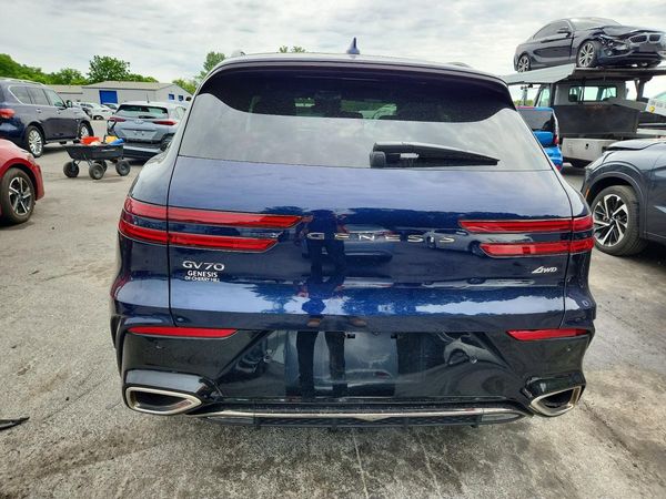 2026 GENESIS GV70 2.5T Sport Prestige