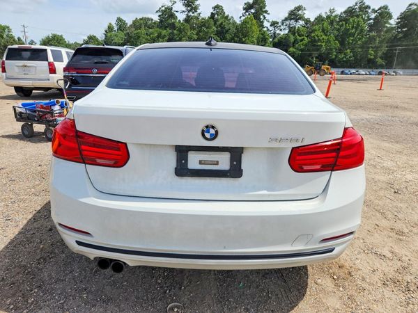 2016 BMW 328