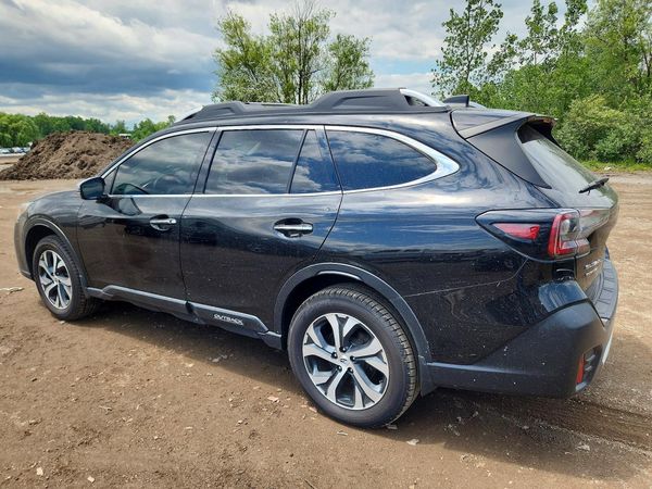 2022 SUBARU OUTBACK Touring