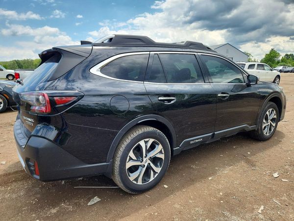 2022 SUBARU OUTBACK Touring